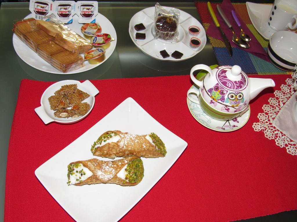 ラグーザ La Voce Del Violino Bed & Breakfast エクステリア 写真
